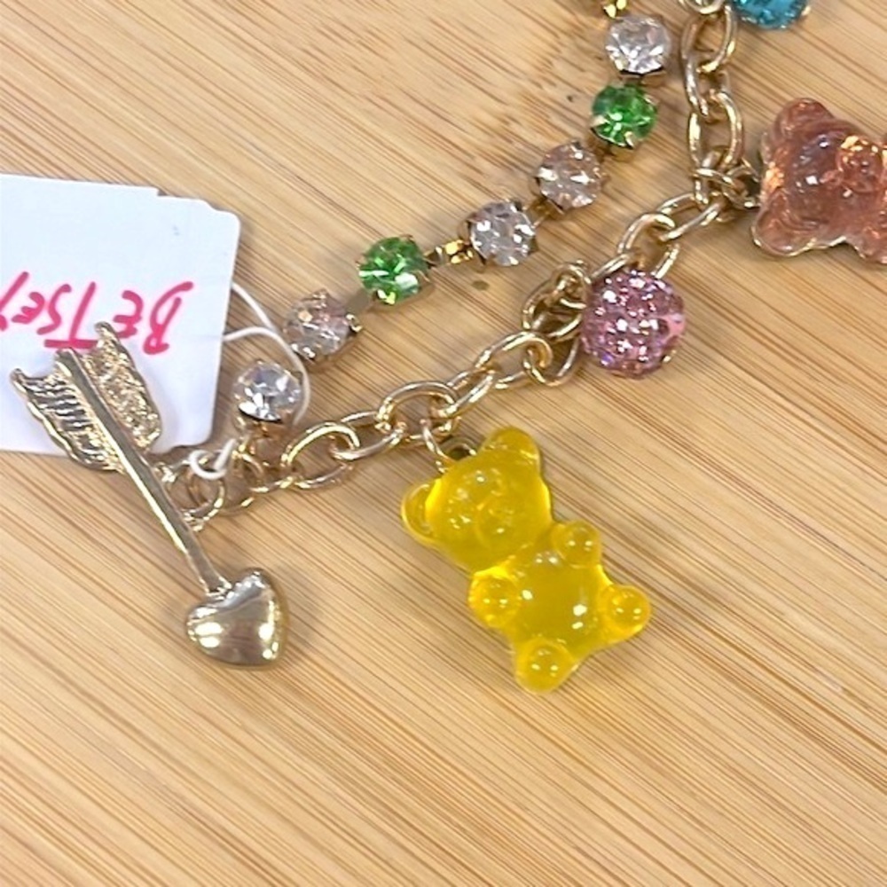Brand New Betsey Johnson Pastel Gummy Bear Rhinestone Gold Tone Charm Bracelet - Picture 7 of 15